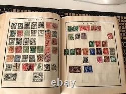 1940 Scott Modern Postage Stamp Album Loaded withover 2000 Stamps