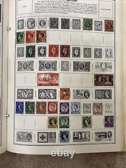 1965 Traveler Stamp Album of the World Postage Stamps 1000+ Stamp Collection