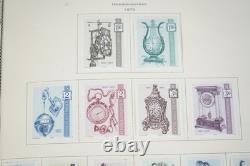 AUSTRIA 1900s / 1970s COLLECTION OF 650 MINT STAMPS STORED IN SCOTT ALBUM