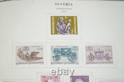 AUSTRIA 1900s / 1970s COLLECTION OF 650 MINT STAMPS STORED IN SCOTT ALBUM