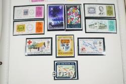 BRITISH OCEANIA 1950s-1970s COLLECTION OF 550+ MINT STAMPS IN MINKUS ALBUM