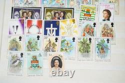 British Colonies Collection Of 550+ Stamps Mint & Used In Uni-safe Stockbook