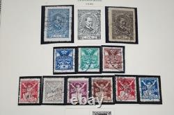 CZECHOSLOVAKIA 1910s-1940s COLLECTION OF 550+ STAMPS MINT & USED IN SCOTT ALBUM