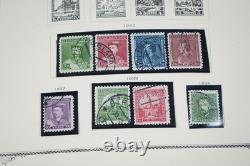 CZECHOSLOVAKIA 1910s-1940s COLLECTION OF 550+ STAMPS MINT & USED IN SCOTT ALBUM