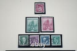 CZECHOSLOVAKIA 1910s-1940s COLLECTION OF 550+ STAMPS MINT & USED IN SCOTT ALBUM