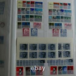 Collection timbres d'Allemagne R. F. A. 1960-1982 neufs et oblitérés en album