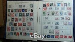 Czechoslovakia Stamp collection on Minkus album pages with 2,100 or so to'91