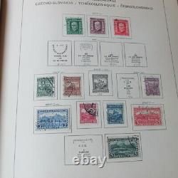 Czechoslovakia collection in Schaubek album 1961 edition 990 mounted stamps