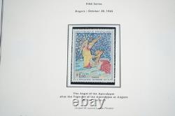 FRANCE 1960s-1970s COLLECTION OF MINT ART STAMPS & MAXIMUM CARDS IN ALBUM