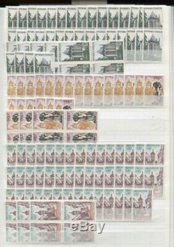 France Accumulation MNH CV$18400.00 1960-1999 Wholesale In 4 Albums
