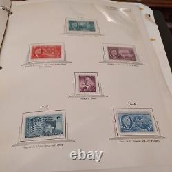 Generous United States stamp collection from 1940s forward. Pages and pages! À++