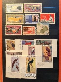 Large Vintage Worldwide Stamp Collection Album 450 Stamps Poland Space Animals