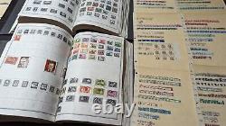 Large Worldwide stamp collection standard world stamp album in two classic vol