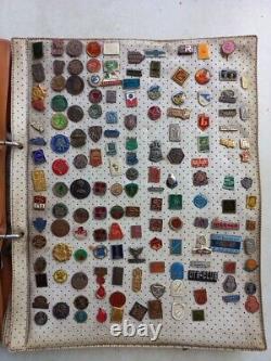 Lot of pins Jugoslavian about 930 pieces with album, 20th century