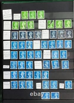 Machin Stamp Collection Stock Book Hundreds of Stamps Mint & Used ZAYIX