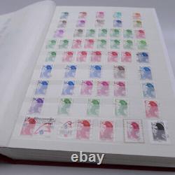 Marianne de France stamp collection in 2 albums
