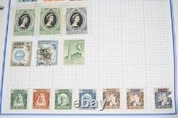 Middle East A Collection Of 2,400+ Stamps Mint & Used Stored In Mystic Album
