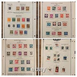 Minkus 1968 United States Stamp Album with 695 Stamps PLEASE READ