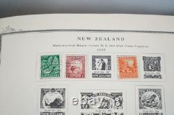 NEW ZEALAND & OCEANIA 1880s-1970s COLLECTION OF 1,000+ STAMPS IN SCOTT ALBUM