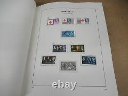 SG Davo QEII album with practically complete mint stamps collection 1952-1995