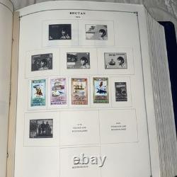 Scott International Postage Stamp Album Part X 1975 438 Hinged Blue Very Fine