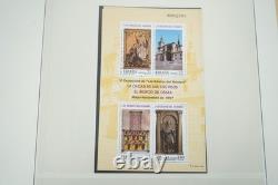 Spain 1997-2000 Collection Of 170 Stamps & 25 Souvenir Sheets In Lindner Album