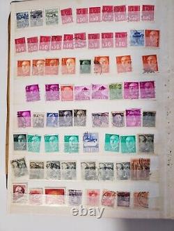 Stamp Album 14 Pages Full of Vintage Sorted 600+ Worldwide & USA Stamps