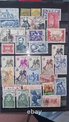 Stamp Collection Album sorted by country Between 500 and 700 pieces