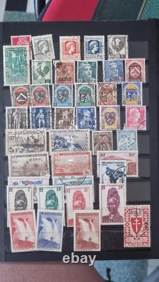 Stamp Collection Album sorted by country Between 500 and 700 pieces