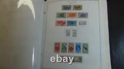 Stampsweis Italy stamp collection in Minkus Specialty album est loaded stamps
