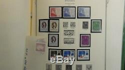 Sweden stamp collection in Scott Specialty album with est. 1,100 Classics to'88