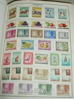 Très grosse collection tous pays en 17 très gros albums pleins de timbres-poste