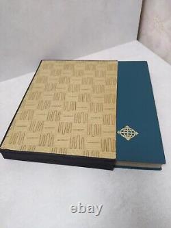 USSR Russia Soviet Era Stamps Block collection Album Philatelic Theme Art