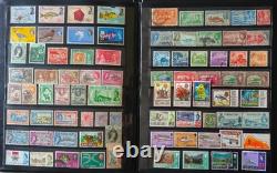 Uk (british) Vintage Stamps Collection (800 + Stamps) In Album