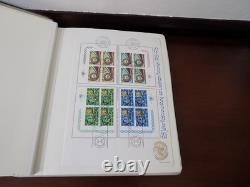 Un United Nations U/m Mint Stamps Collection In Album