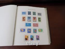 Un United Nations U/m Mint Stamps Collection In Album