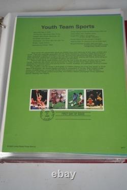 Us 2000-2004 Collection Of 180+ Souvenir Pages In Red Album