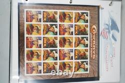 Us 2010 Collection Of Few Hundred Stamps Mint & Used Stored In White Ace Album