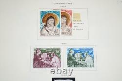 VATICAN CITY 1929-1980s COLLECTION OF NEARLY 800 STAMPS MOSTLY MINT IN ALBUM