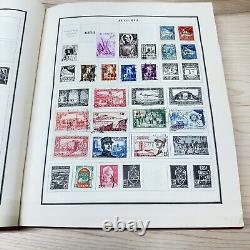 VTG World Stamp Album Pre 1950 Scott Pub Collection Book Over 1000+ Stamps