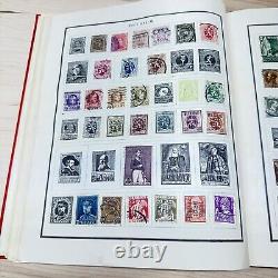 VTG World Stamp Album Pre 1950 Scott Pub Collection Book Over 1000+ Stamps