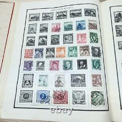 VTG World Stamp Album Pre 1950 Scott Pub Collection Book Over 1000+ Stamps