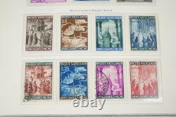 Vatican 1929-1981 Collection Of 575 Stamps Mint & Used In Scott Album