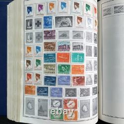 Vintage 70's HE Harris Statesman Deluxe Album Worldwide Collection of Stamps