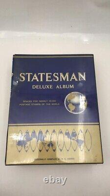 Vintage pre-1970s STATESMAN Deluxe World Stamp Album 100's of stamps