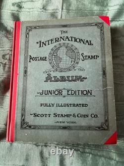 1928 L'ALBUM INTERNATIONAL DE TIMBRESPOSTE, ÉDITION JUNIOR par SCOTT TIMBRE & PIÈCE