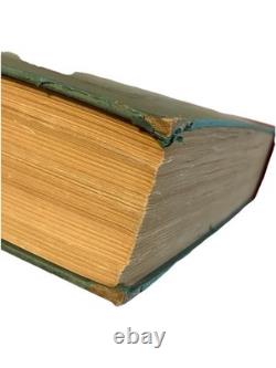 1939 L'Album International de Timbres-Poste Édition Junior (plus de 2 000 timbres)