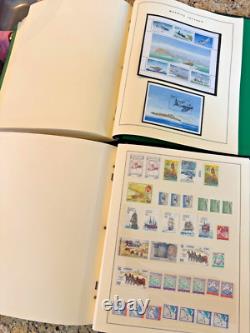 2 Albums de timbres-poste commémoratifs Scott de la Seconde Guerre mondiale 1989-1998 1 300 timbres internationaux MNH