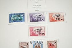 AFRIQUE FRANÇAISE ANNÉES 1900-1940 COLLECTION DE PLUS DE 800 TIMBRES NEUFS ET OBLITÉRÉS DANS UN ALBUM SCOTT