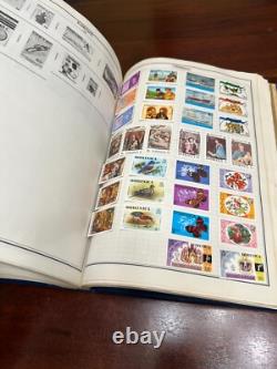 ALBUM DE TIMBRES MONDIAUX VINTAGE 1966 AMBASSADEUR CHARGÉ DE MILLIERS DE TIMBRES, HARRIS